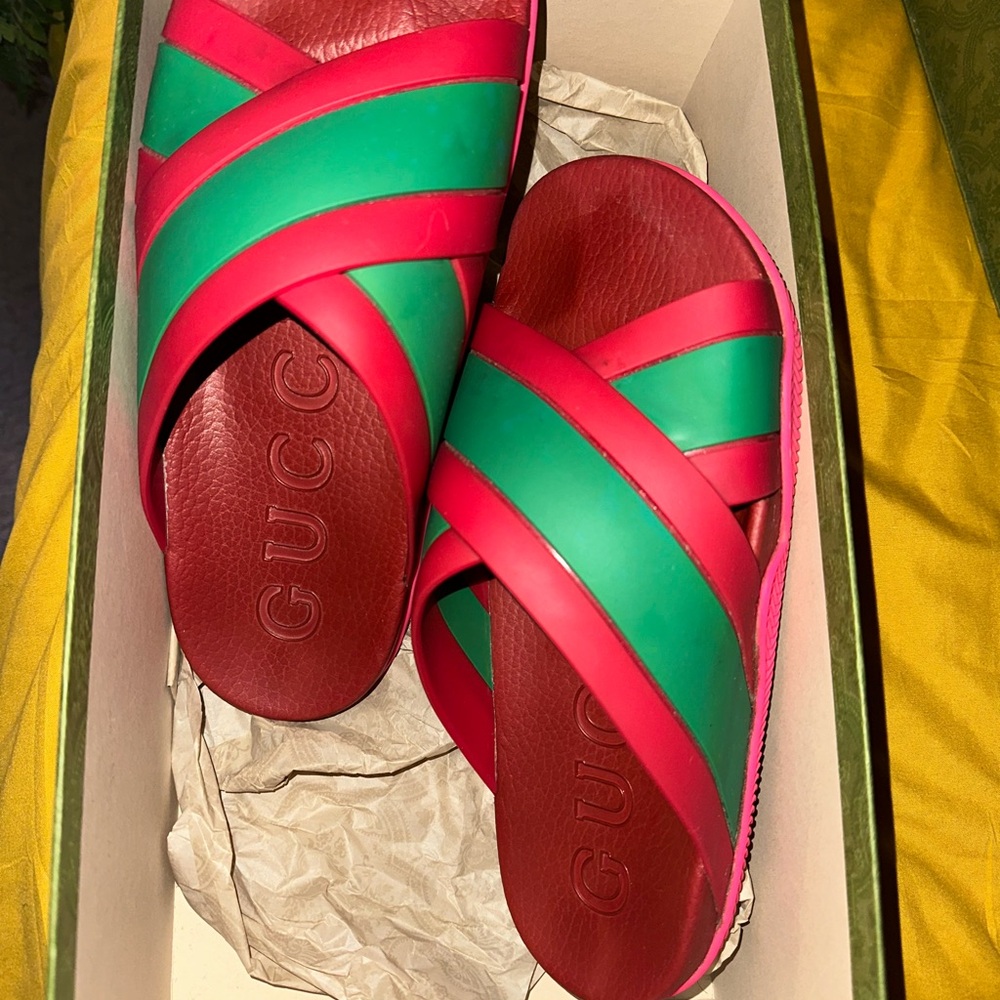Gucci Vibrant Red and Green Slides